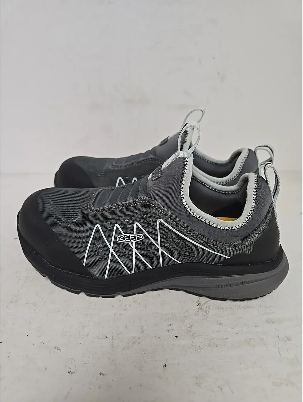 Keen Women's Vista Energy Shift Slip-On Composite Toe 1026367M Gray Size 6.5M